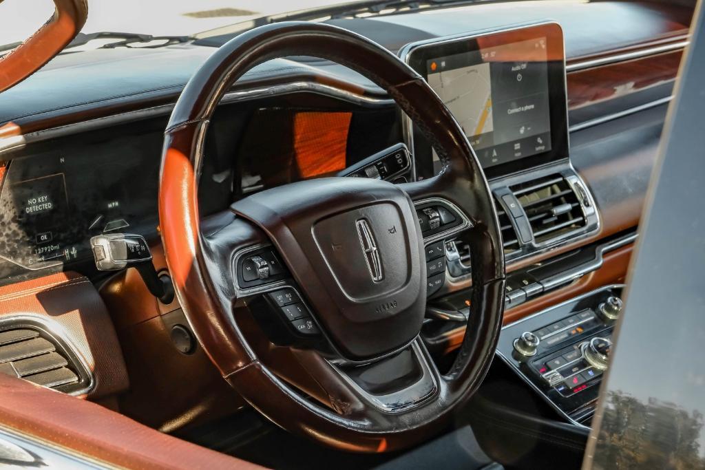 used 2019 Lincoln Navigator car, priced at $28,999