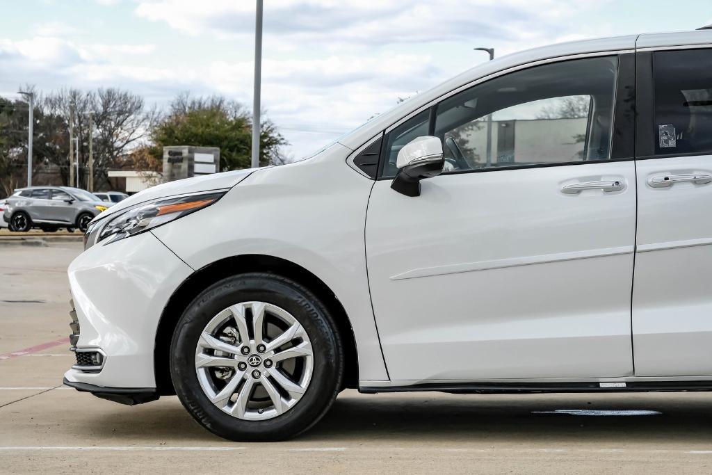used 2022 Toyota Sienna car, priced at $48,579