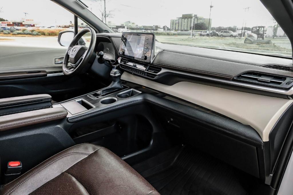 used 2022 Toyota Sienna car, priced at $48,579