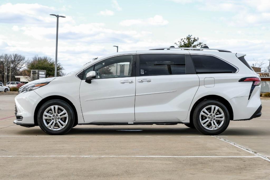 used 2022 Toyota Sienna car, priced at $48,579