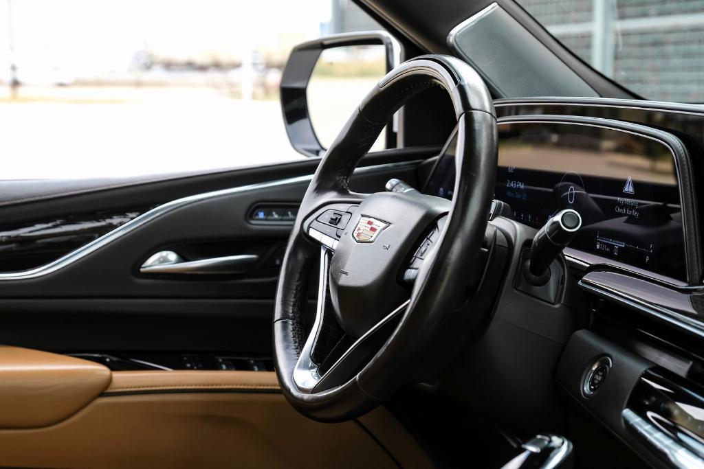 used 2021 Cadillac Escalade ESV car, priced at $48,999