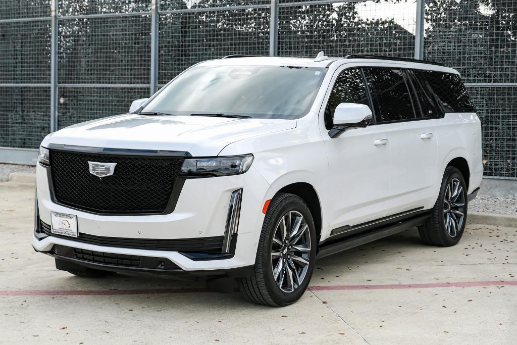 used 2021 Cadillac Escalade ESV car, priced at $48,999