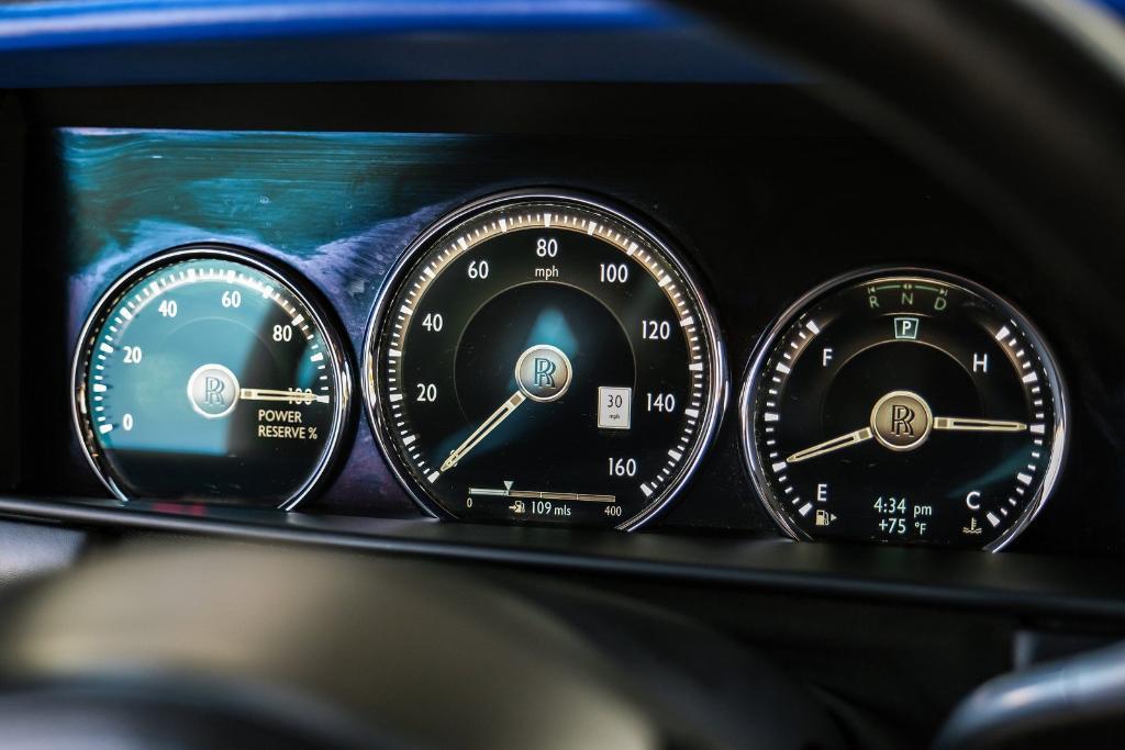 used 2021 Rolls-Royce Cullinan car, priced at $279,999