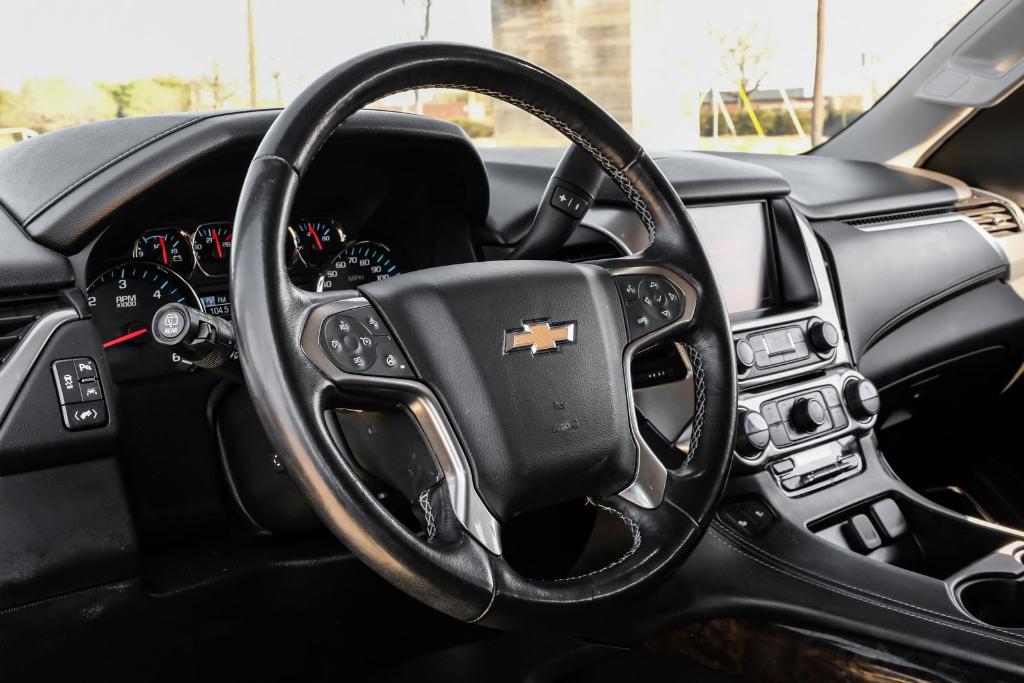 used 2020 Chevrolet Suburban car, priced at $26,999