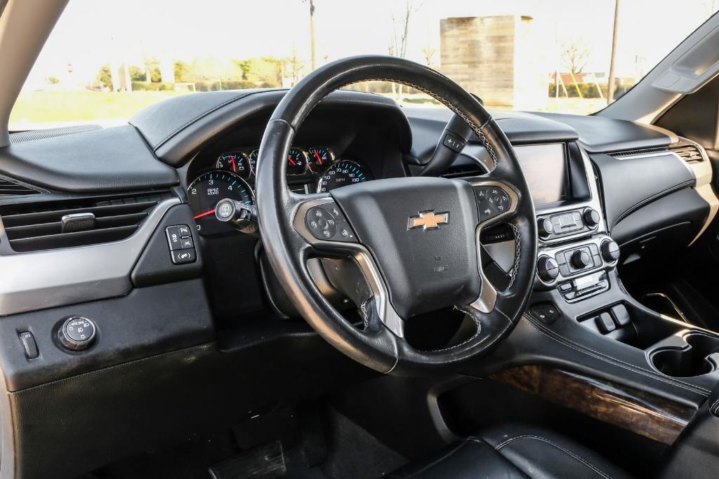 used 2020 Chevrolet Suburban car, priced at $26,999