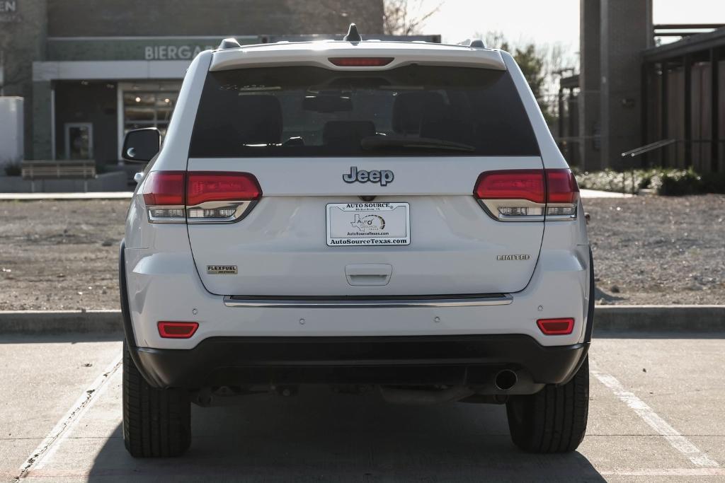 used 2015 Jeep Grand Cherokee car, priced at $10,999