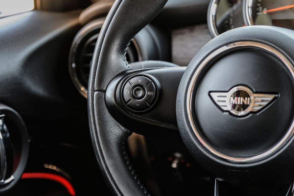 used 2015 MINI Hardtop car, priced at $12,499