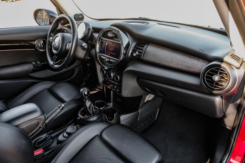 used 2015 MINI Hardtop car, priced at $12,499