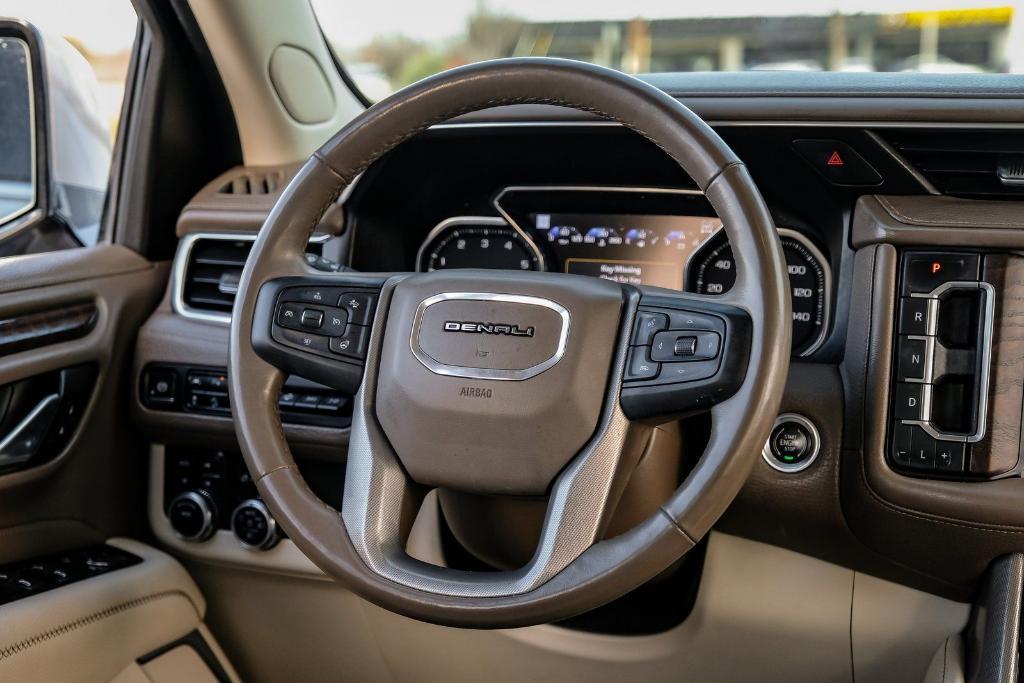 used 2021 GMC Yukon XL car, priced at $39,999