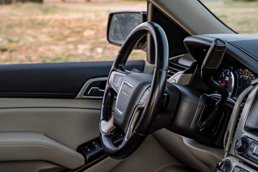 used 2019 GMC Yukon car, priced at $24,499