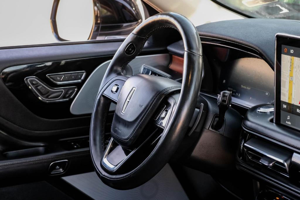 used 2022 Lincoln Aviator car, priced at $33,299