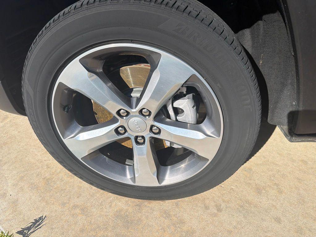 used 2022 Jeep Grand Cherokee L car, priced at $27,790