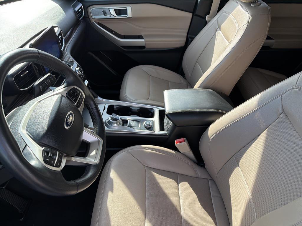 used 2023 Ford Explorer car, priced at $30,977