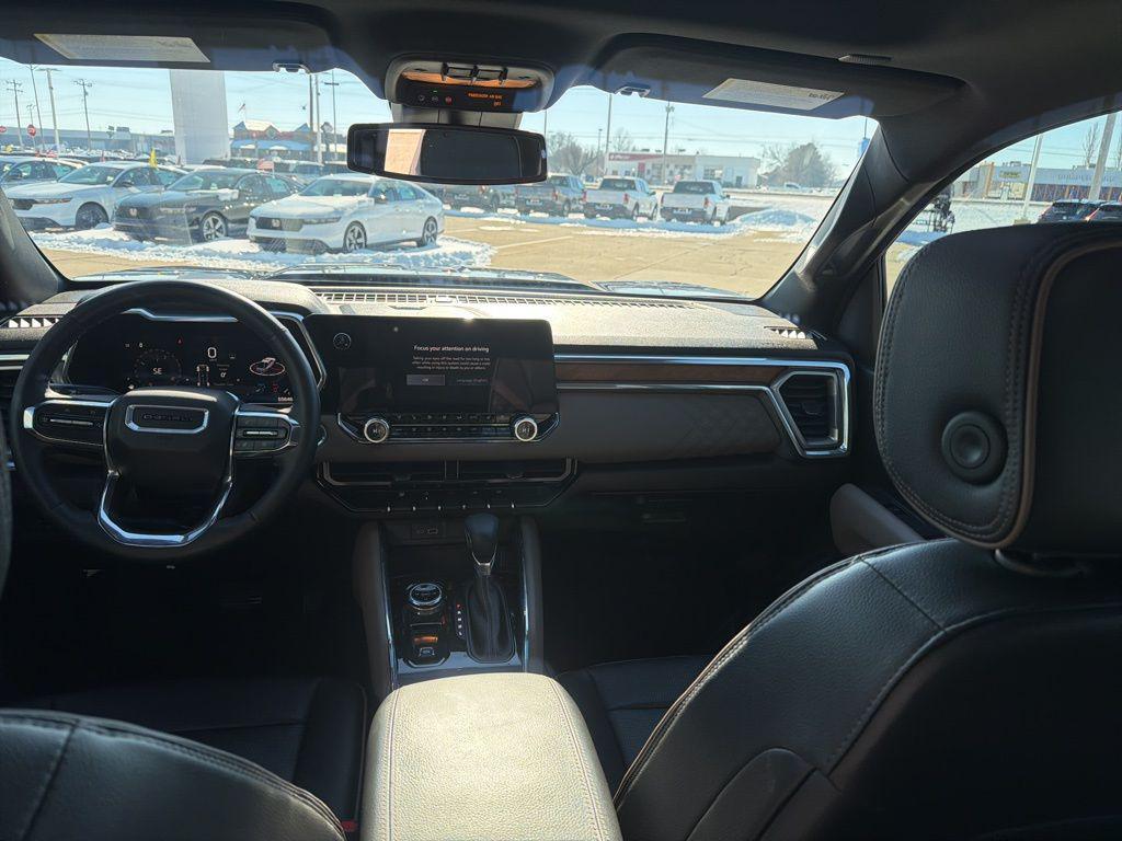 used 2023 GMC Canyon car, priced at $39,490