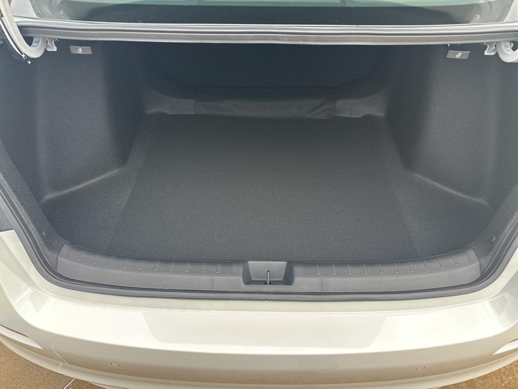 new 2026 Honda Civic Hybrid car, priced at $32,022