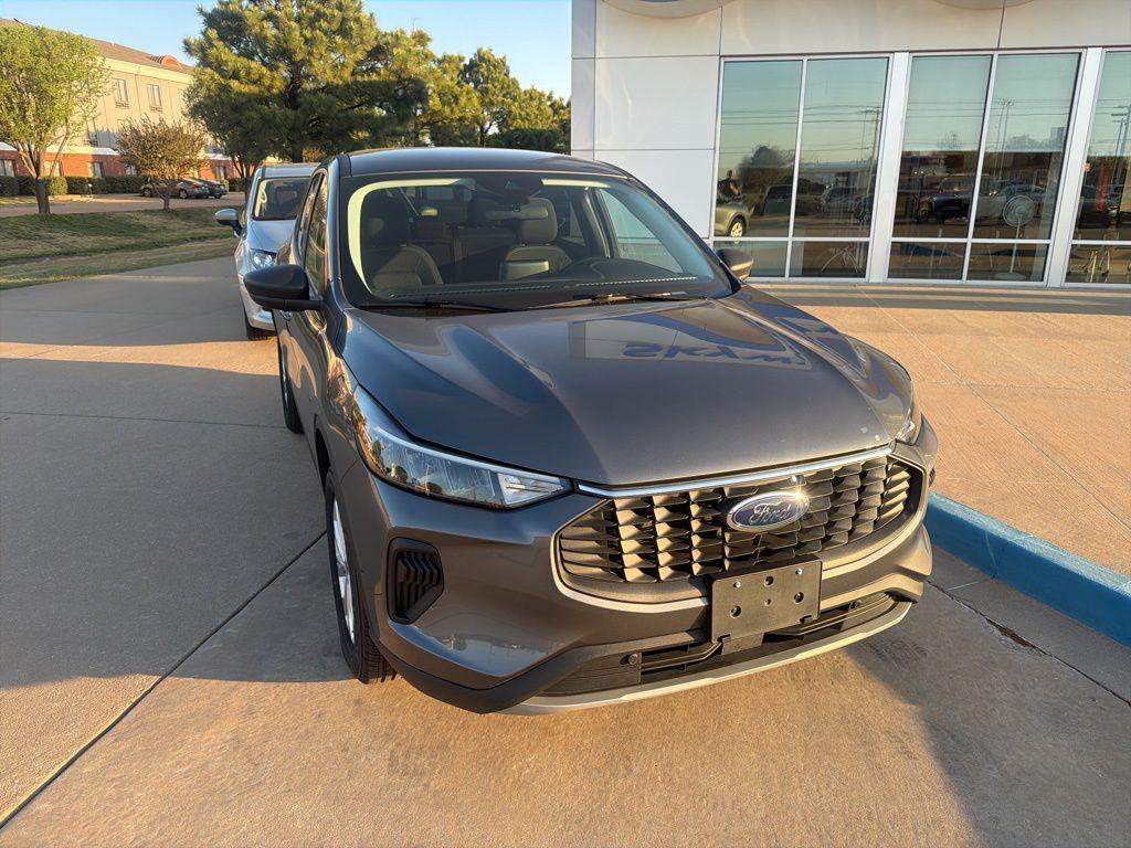 used 2025 Ford Escape car, priced at $23,990