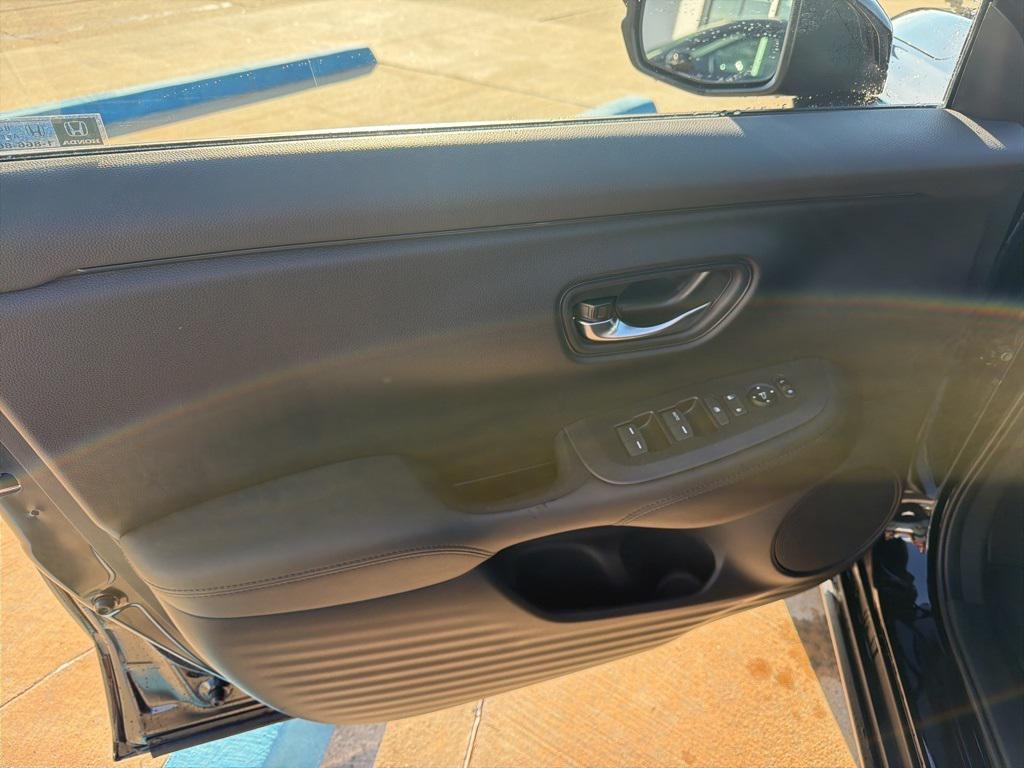 used 2025 Honda HR-V car, priced at $26,370