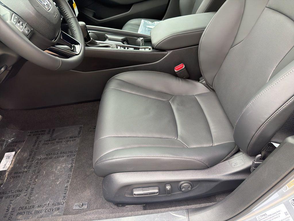 new 2025 Honda Accord Hybrid car, priced at $34,832