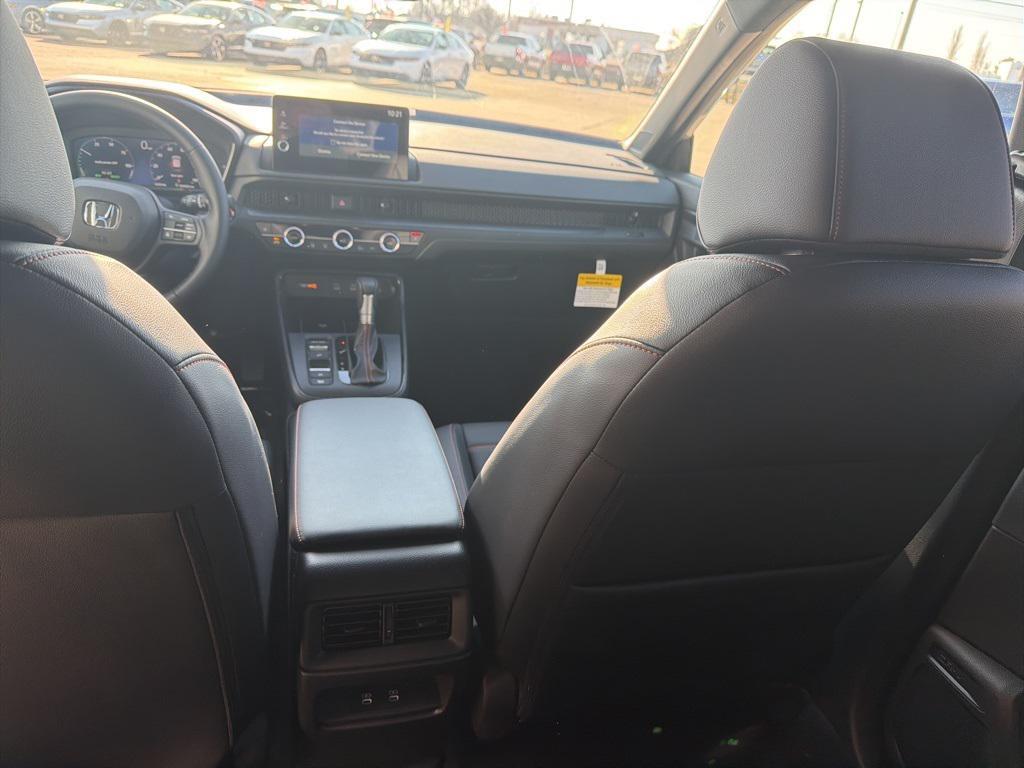 new 2026 Honda CR-V Hybrid car, priced at $38,263