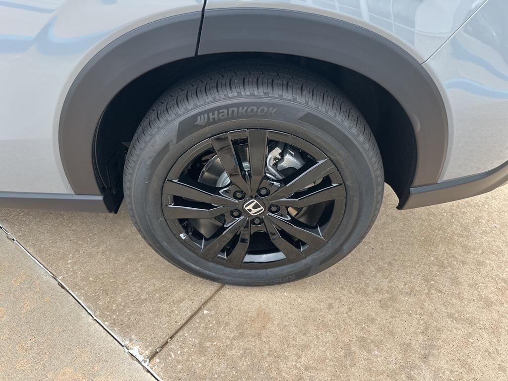 new 2026 Honda HR-V car, priced at $30,042