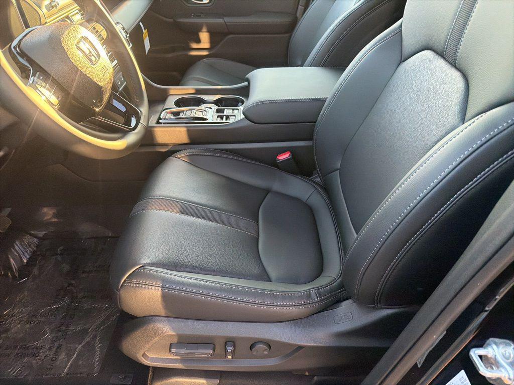 new 2026 Honda Pilot car, priced at $43,896