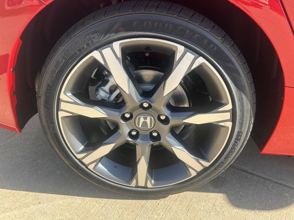 new 2026 Honda Civic Hybrid car, priced at $32,715