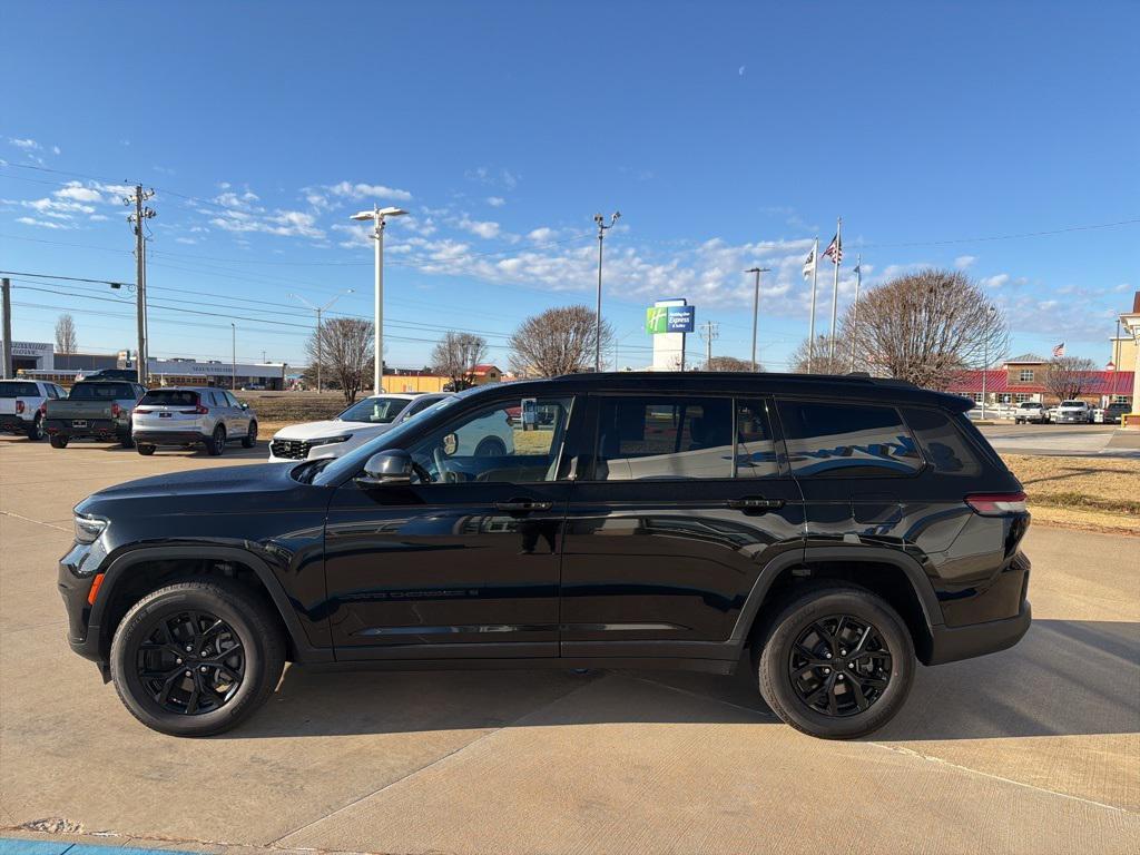 used 2024 Jeep Grand Cherokee L car, priced at $28,790