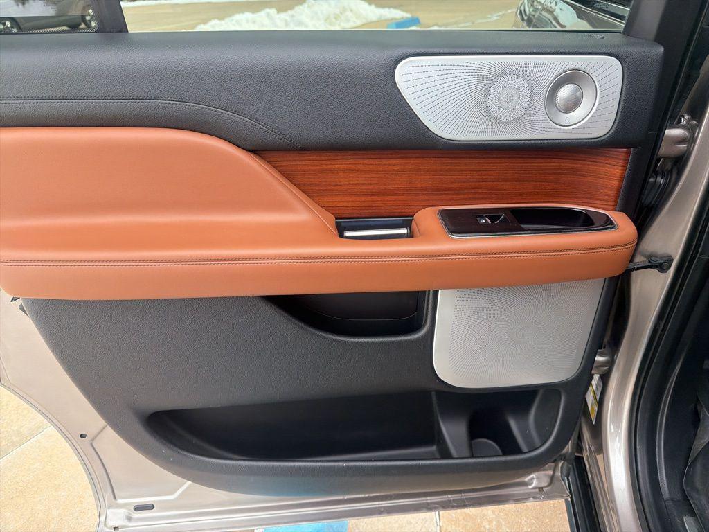 used 2019 Lincoln Navigator L car, priced at $32,590