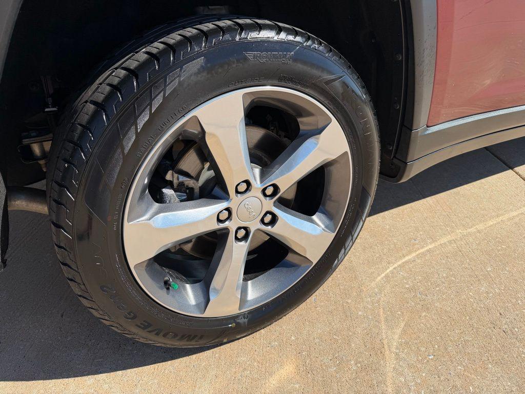 used 2021 Jeep Grand Cherokee L car, priced at $24,990