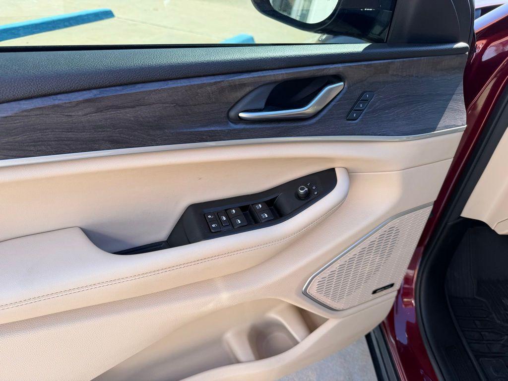 used 2021 Jeep Grand Cherokee L car, priced at $24,990