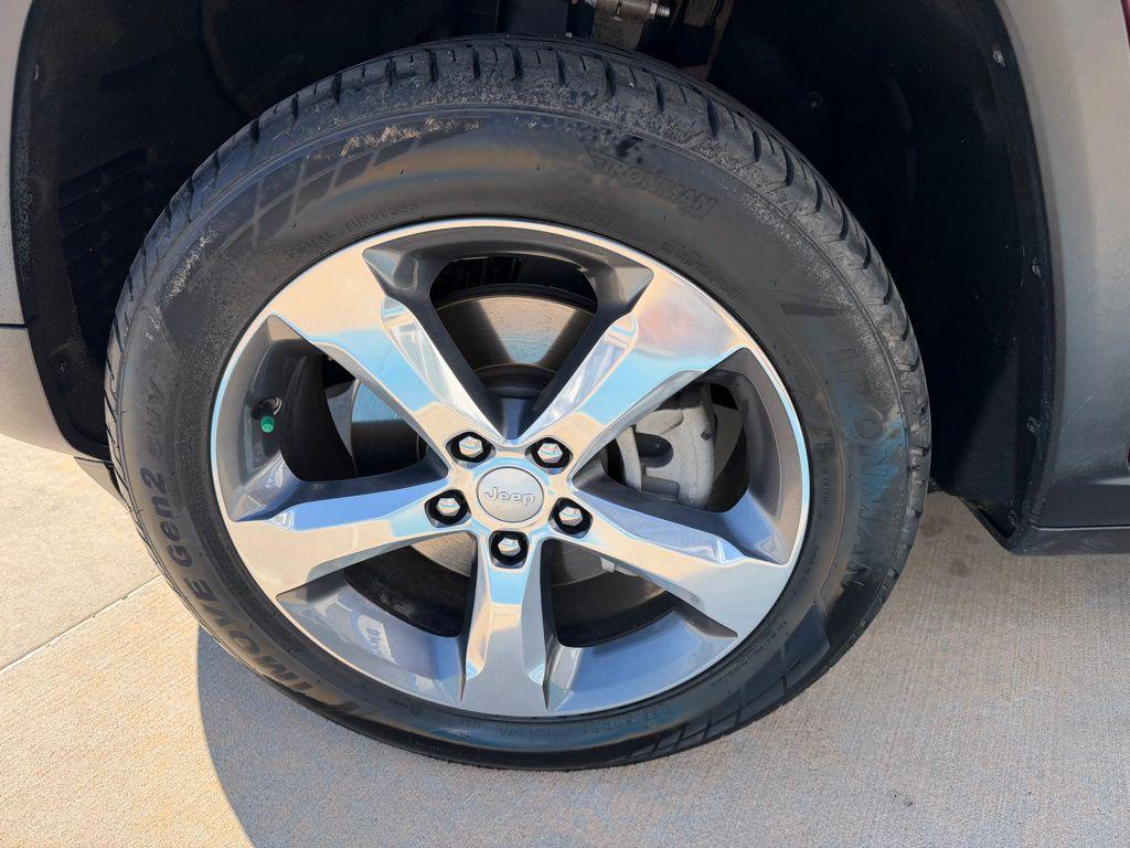 used 2021 Jeep Grand Cherokee L car, priced at $24,990