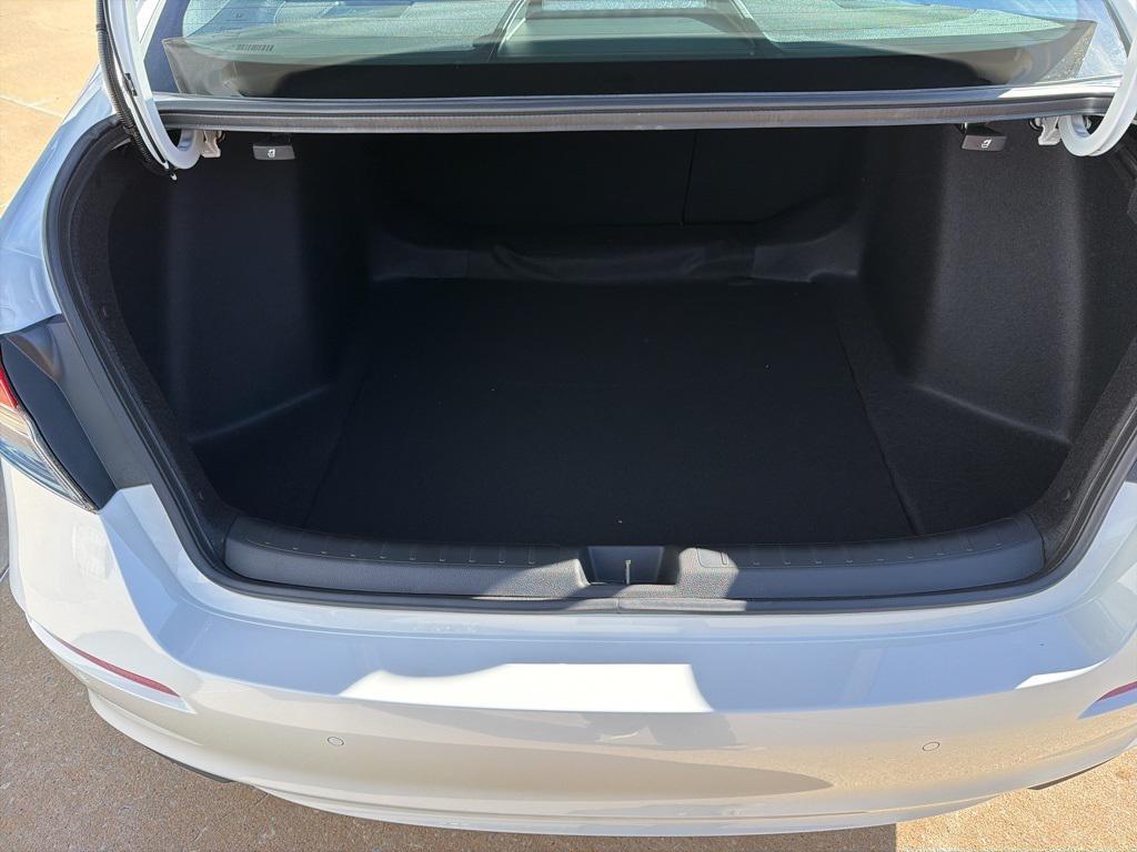 new 2026 Honda Civic Hybrid car, priced at $32,021