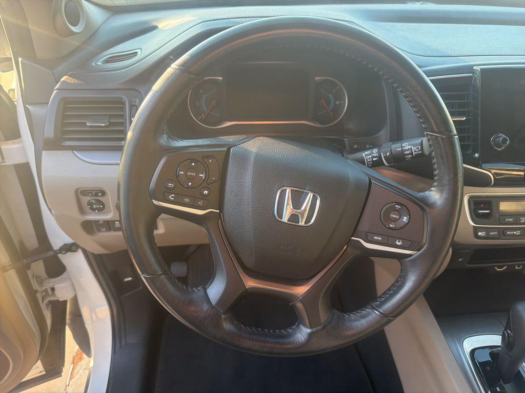 used 2020 Honda Pilot car, priced at $23,696