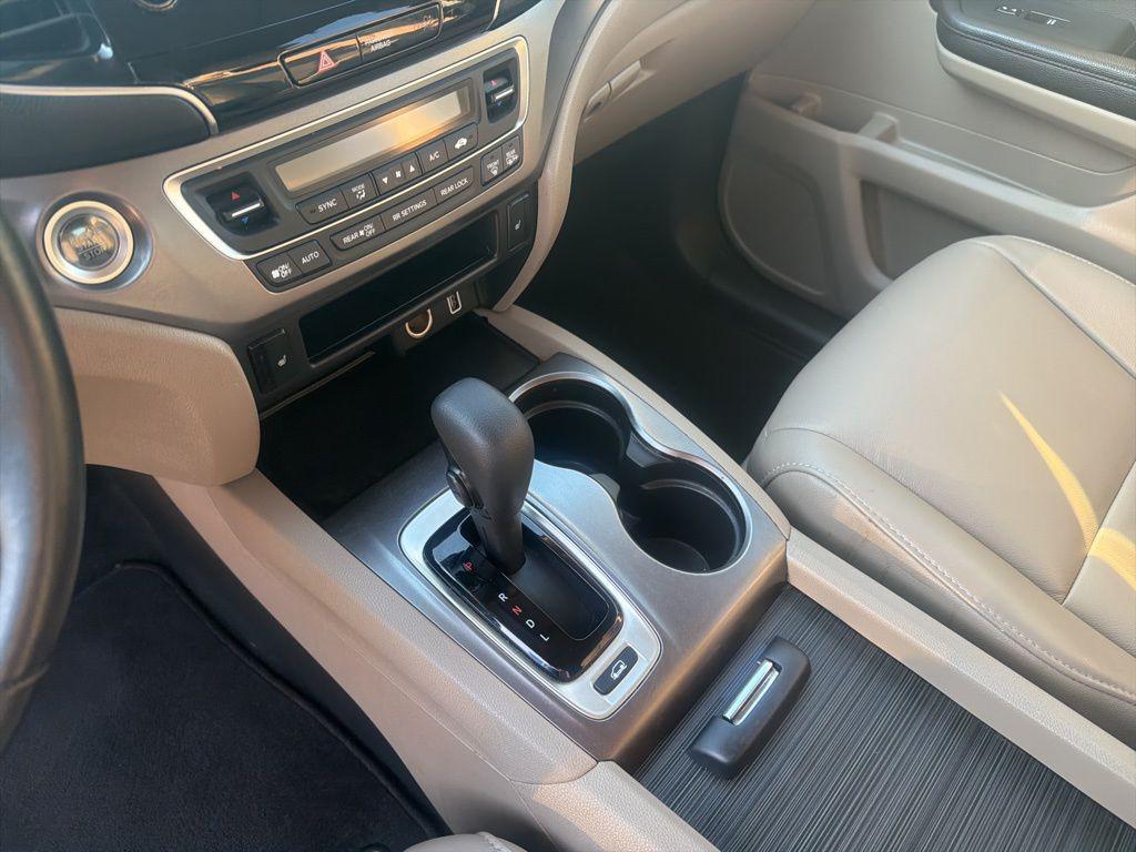 used 2020 Honda Pilot car, priced at $23,696