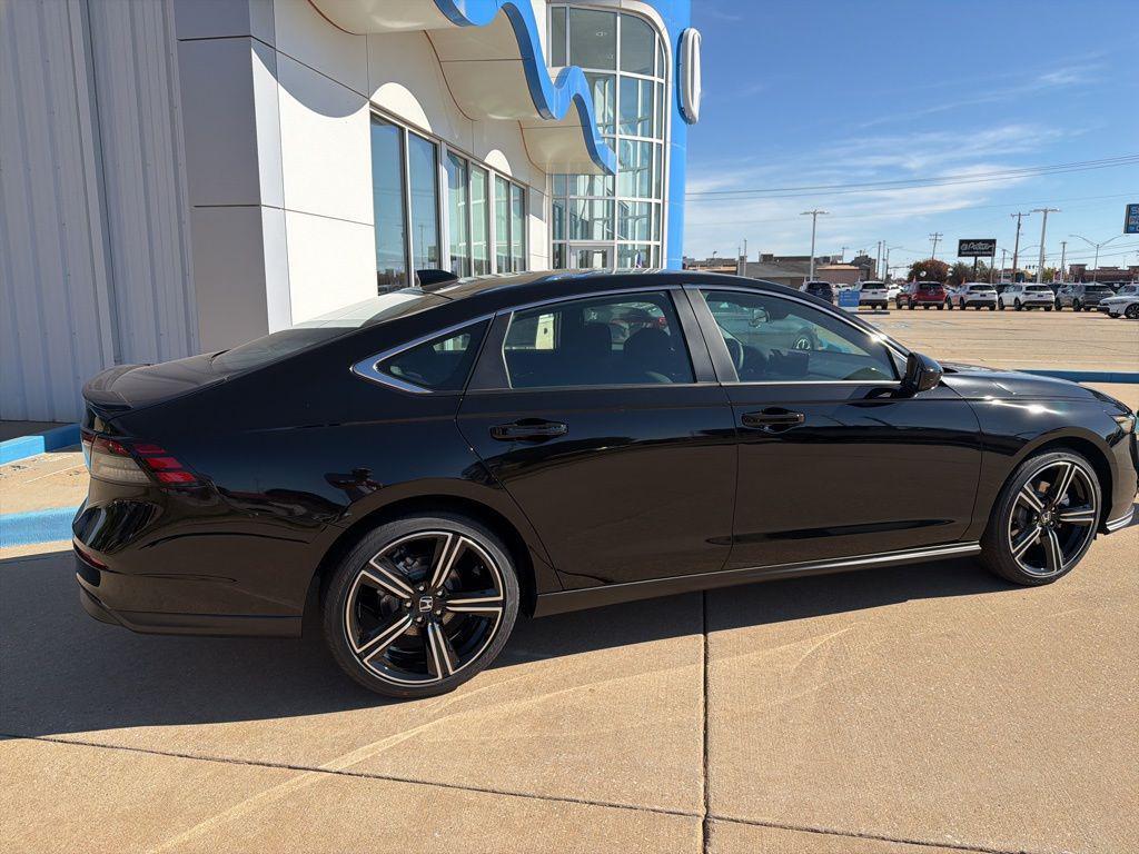 new 2025 Honda Accord Hybrid car, priced at $33,670