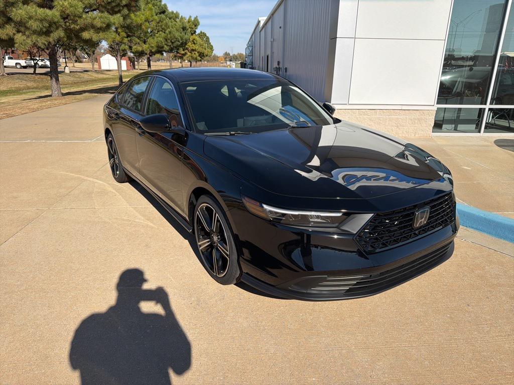 new 2025 Honda Accord Hybrid car, priced at $33,670