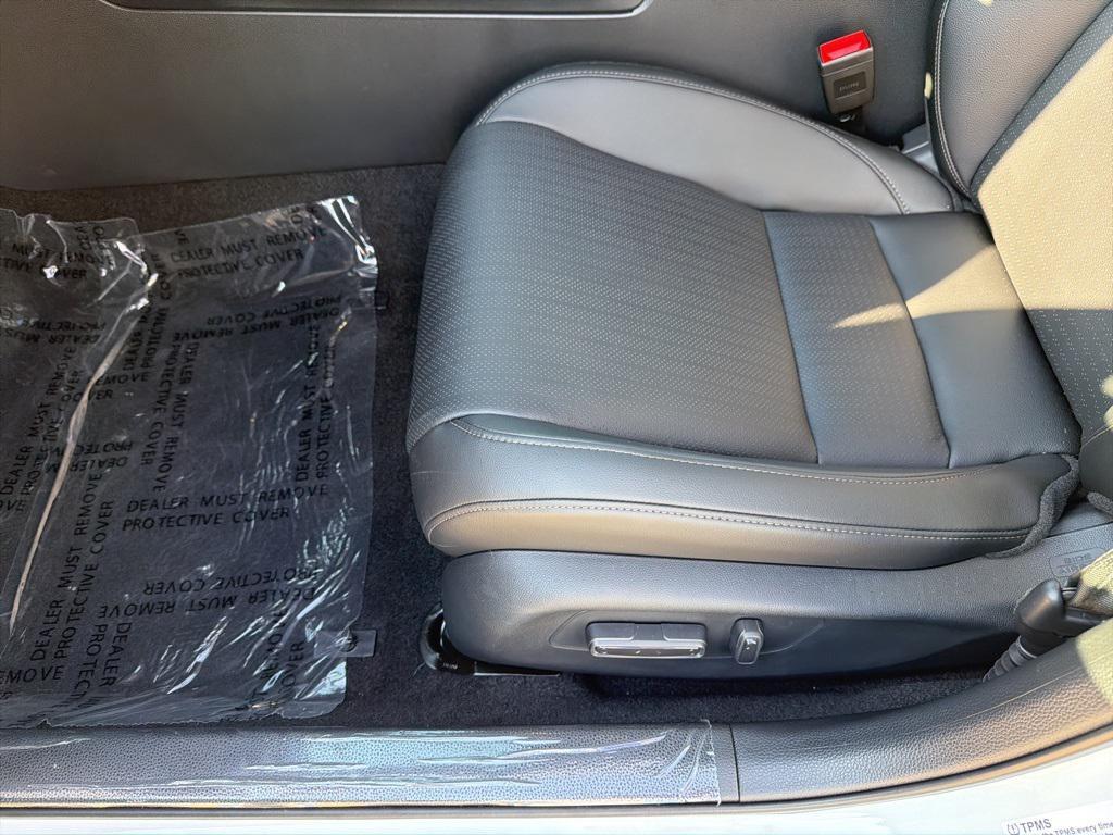 new 2026 Honda Civic Hybrid car, priced at $32,023