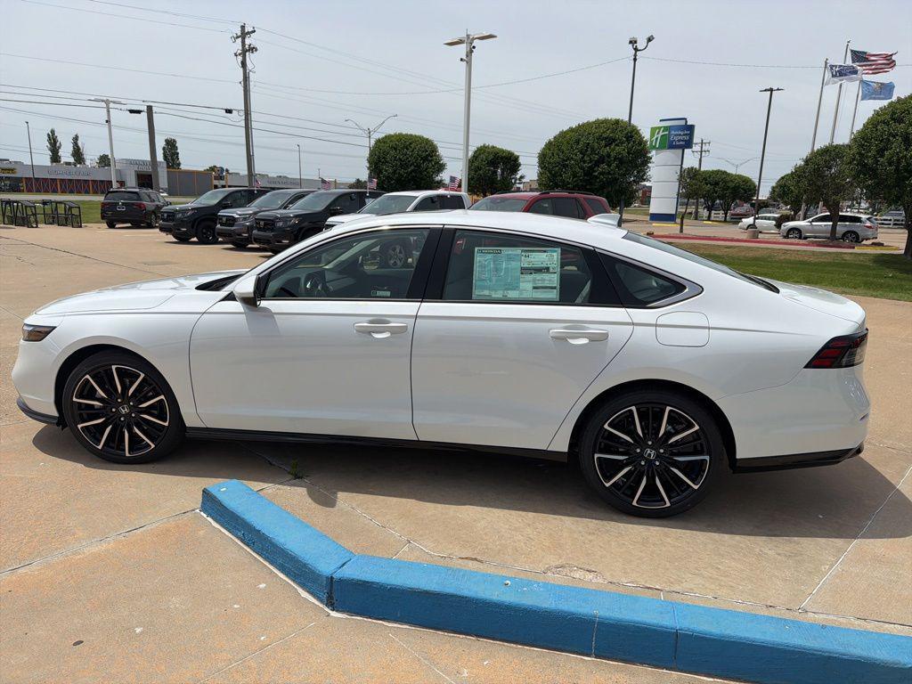 new 2026 Honda Accord Hybrid car, priced at $38,379