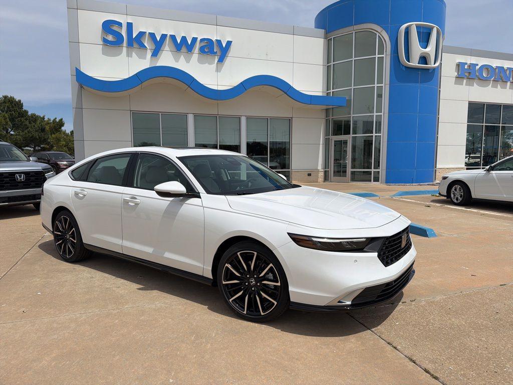 new 2026 Honda Accord Hybrid car, priced at $38,379