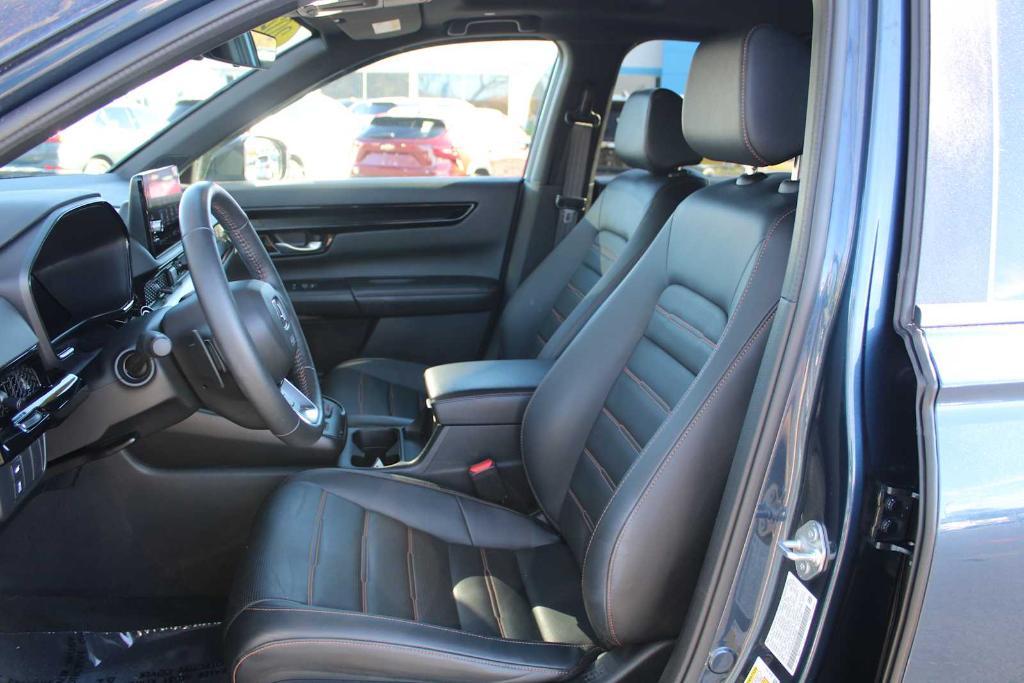 used 2024 Honda CR-V Hybrid car, priced at $33,602