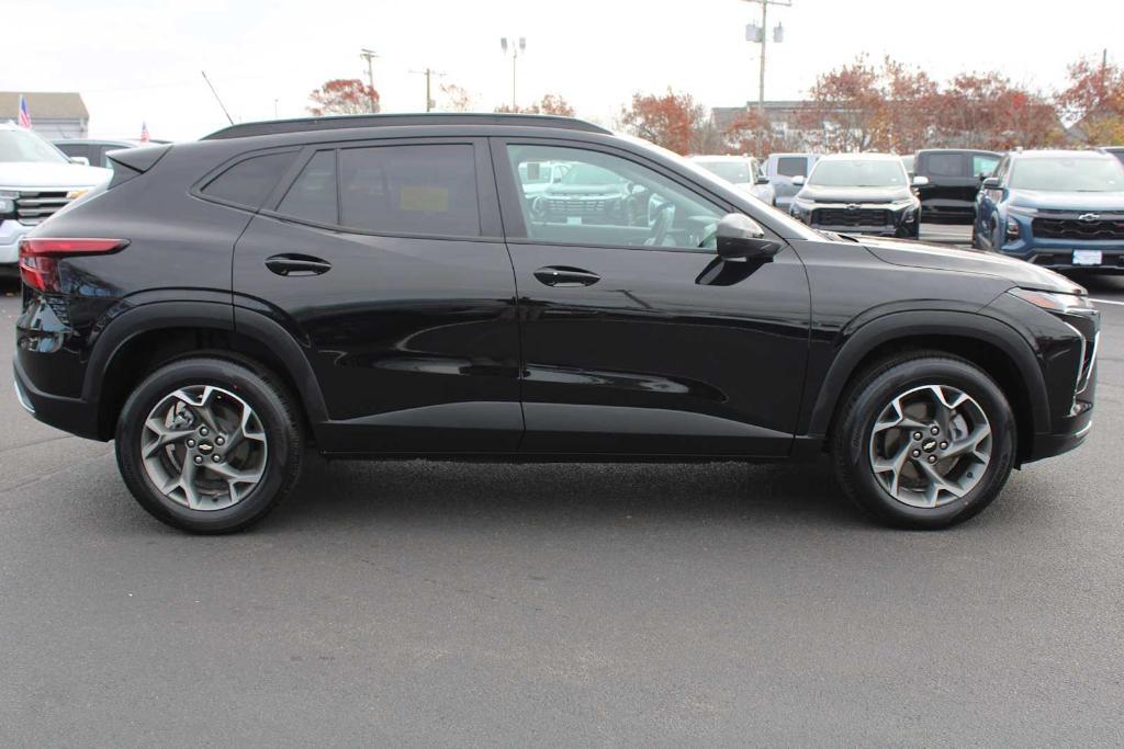 used 2024 Chevrolet Trax car, priced at $19,993