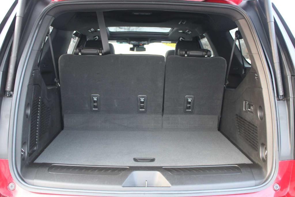 used 2023 Chevrolet Suburban car, priced at $53,754