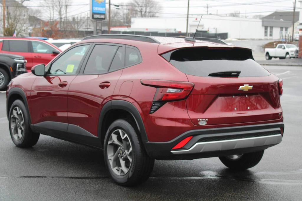 used 2025 Chevrolet Trax car, priced at $21,512
