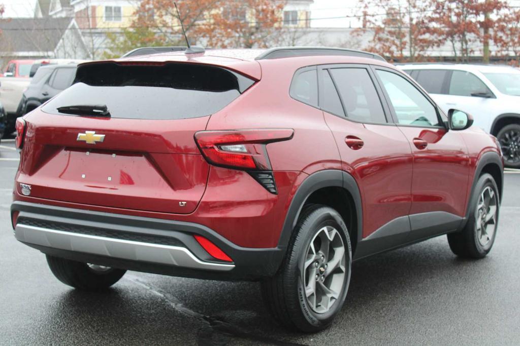used 2025 Chevrolet Trax car, priced at $21,512