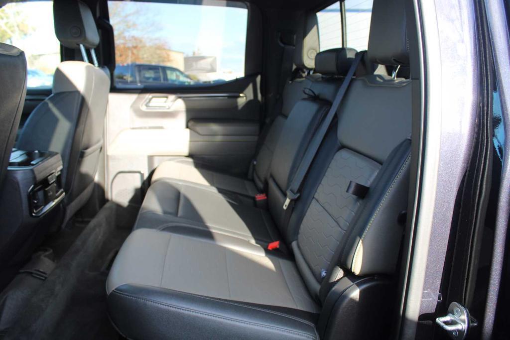 used 2024 Chevrolet Silverado 1500 car