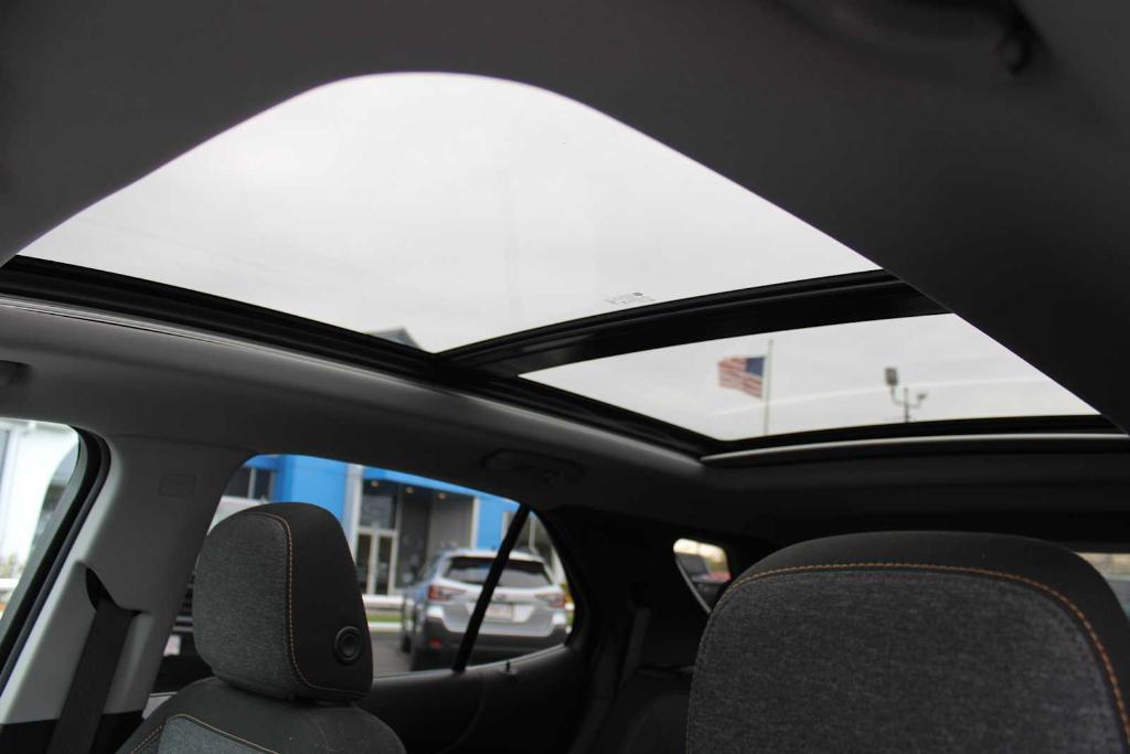 used 2024 Chevrolet Equinox car