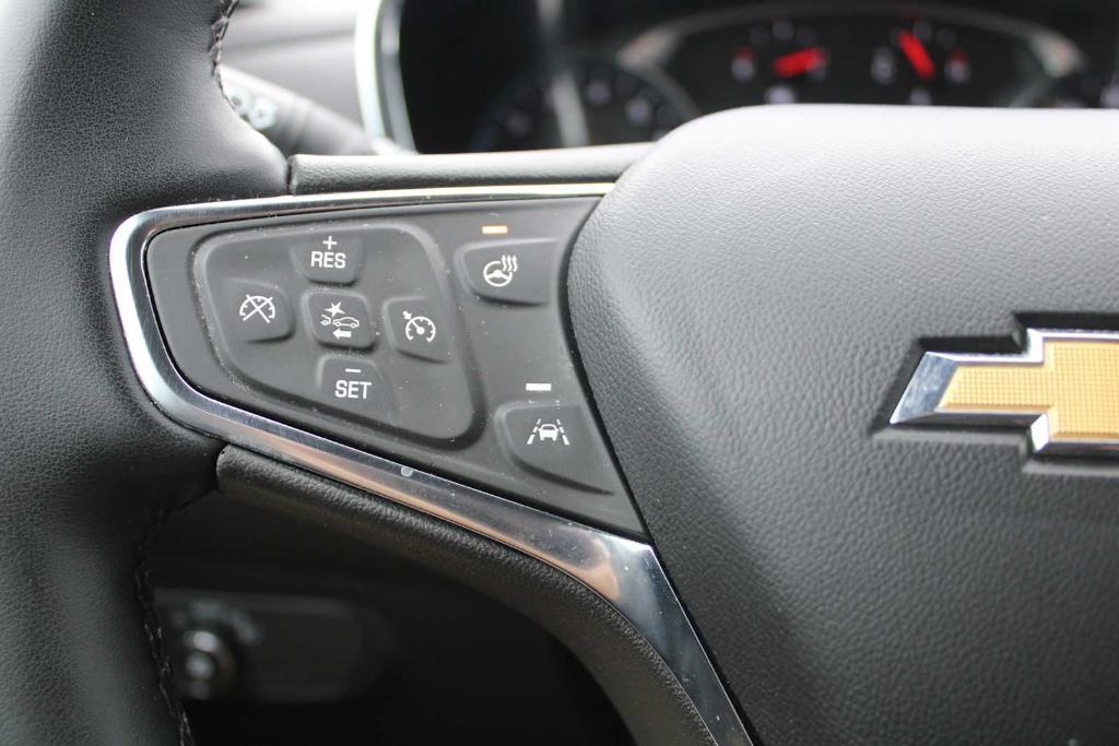 used 2024 Chevrolet Equinox car