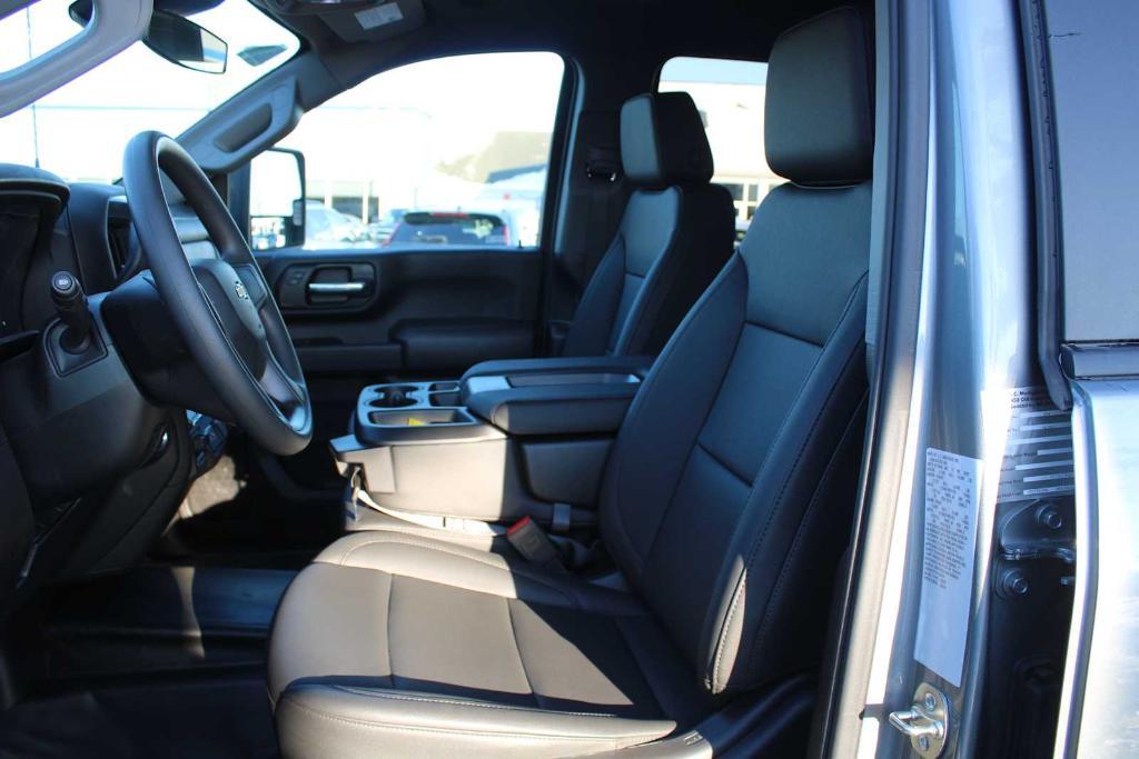 new 2025 Chevrolet Silverado 2500 car, priced at $70,453
