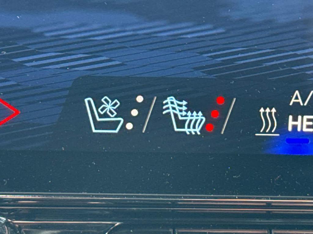 used 2025 Chevrolet Blazer EV car, priced at $29,900