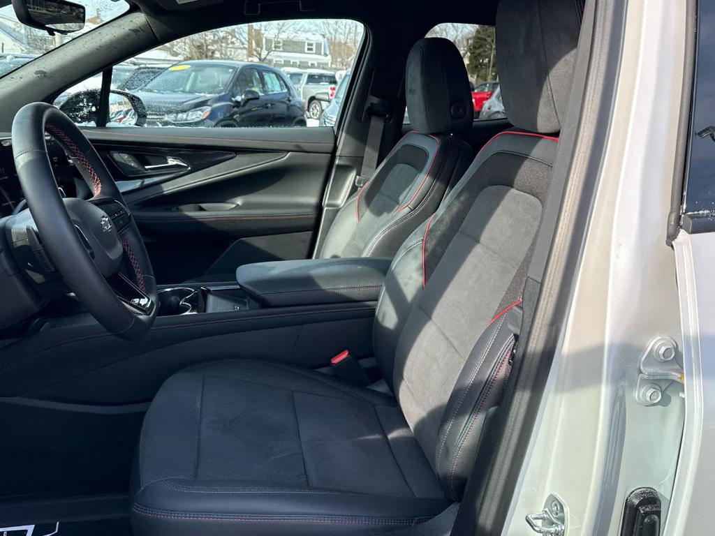 used 2025 Chevrolet Blazer EV car, priced at $29,900